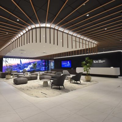 日本TCS本社エントランス