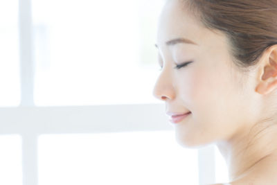 意外と知らない生理中のお風呂はアリかナシか 生理用品のソフィ