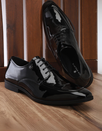 Footwear online shopping clearance