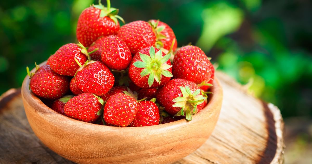 Tác dụng của dâu tây là ngăn ngừa ung thư.