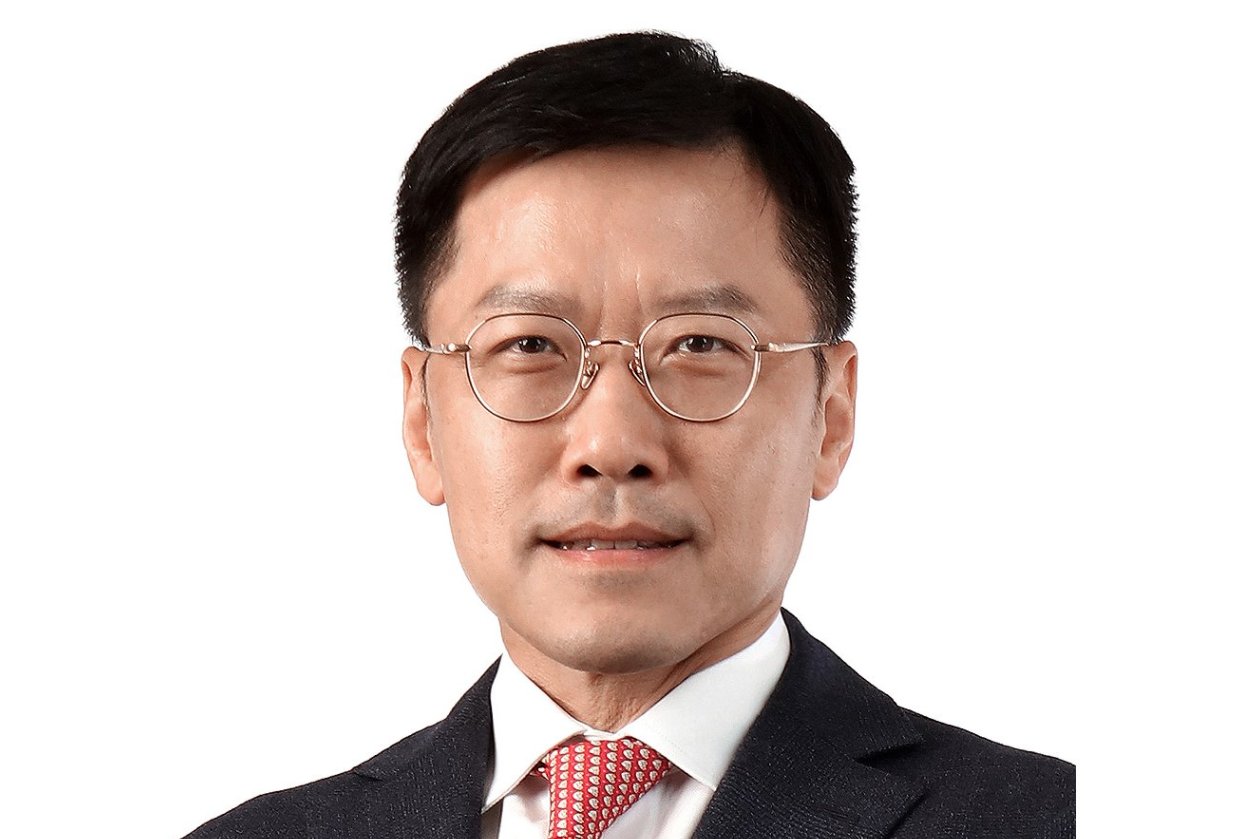 Mr. Lee Yuan Song