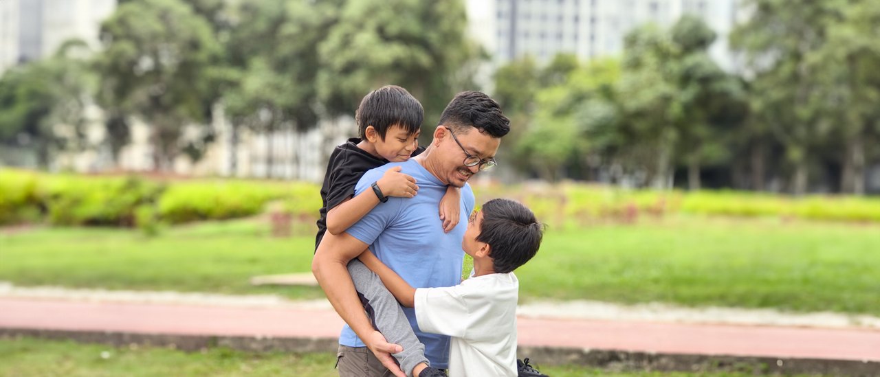 w:2363px, h:1013px