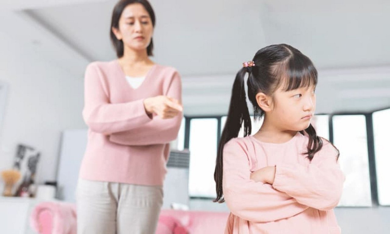 Cách dạy trẻ 7 tuổi bướng bỉnh: Bí quyết cha mẹ cần biết