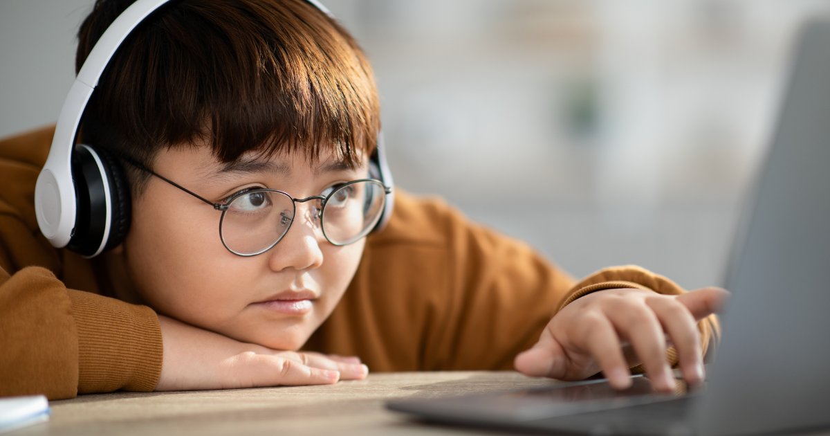 Hương thảo chống thoái hóa điểm vàng