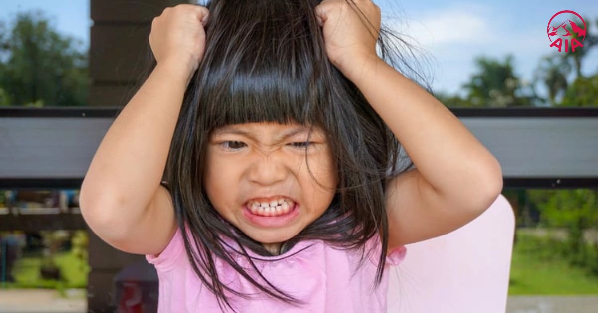 Trẻ có tính chất hấp tấp, bốc đồng là một trong những dấu hiệu của bệnh tăng động