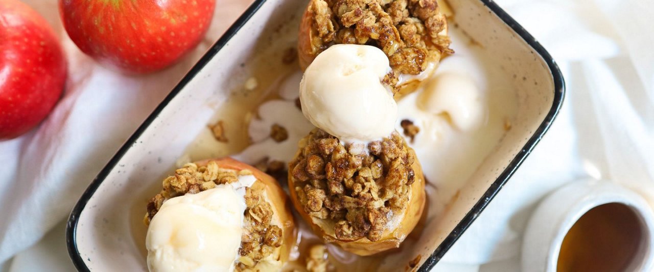 Mini Apple Crumbles