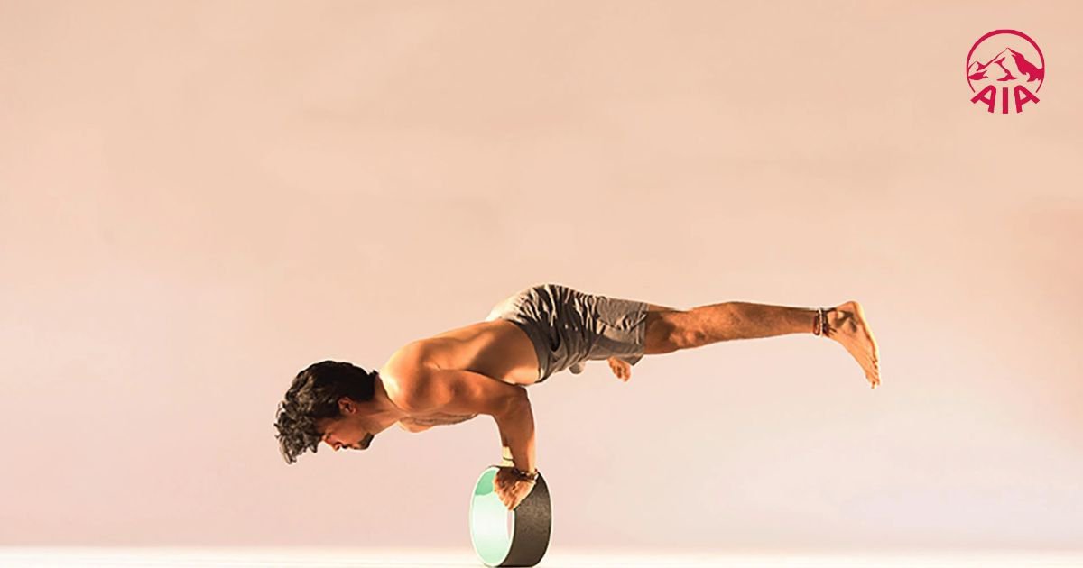 Cơ bắp được cải thiện khi tập yoga với vòng