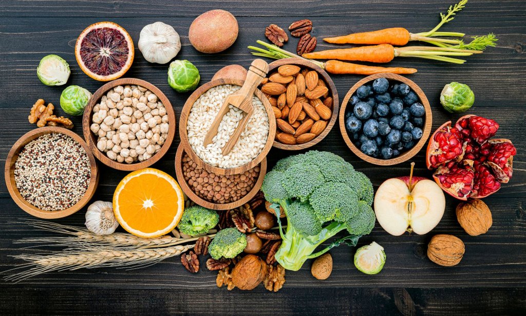 Rau củ là nguồn chất xơ phong phú, đặc biệt là chất xơ không hòa tan