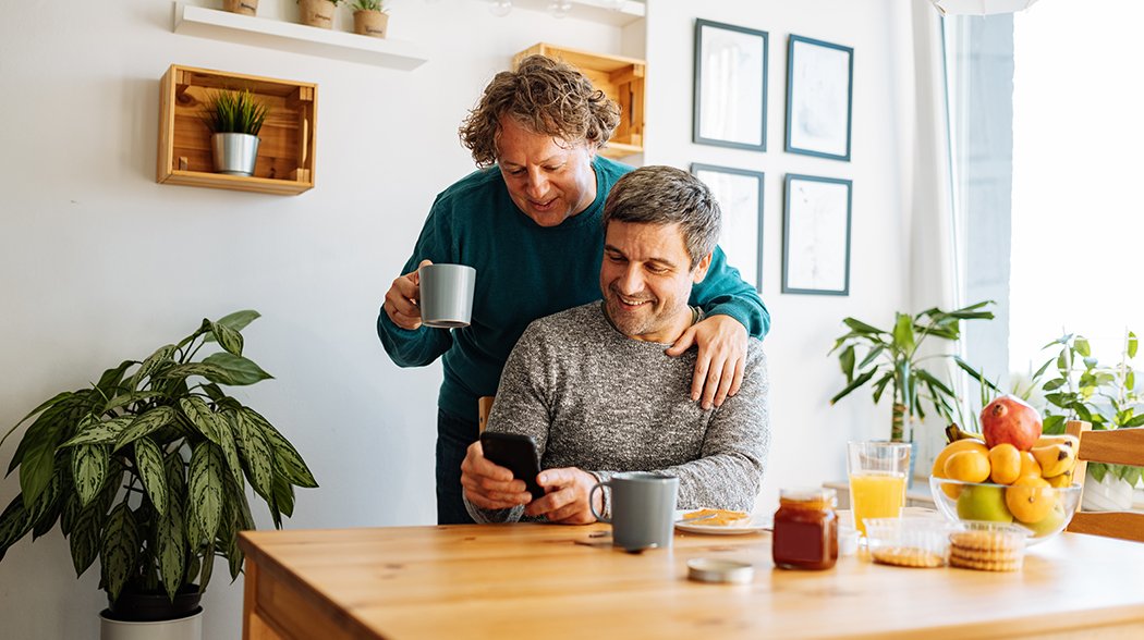 couple watching phone