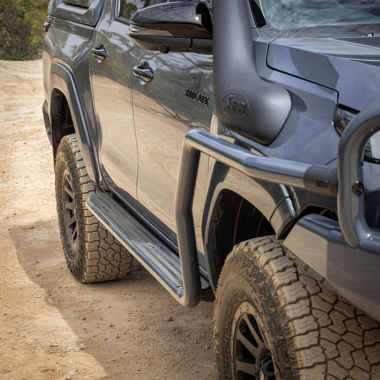 Summit Front Rail and Step with Black Tread