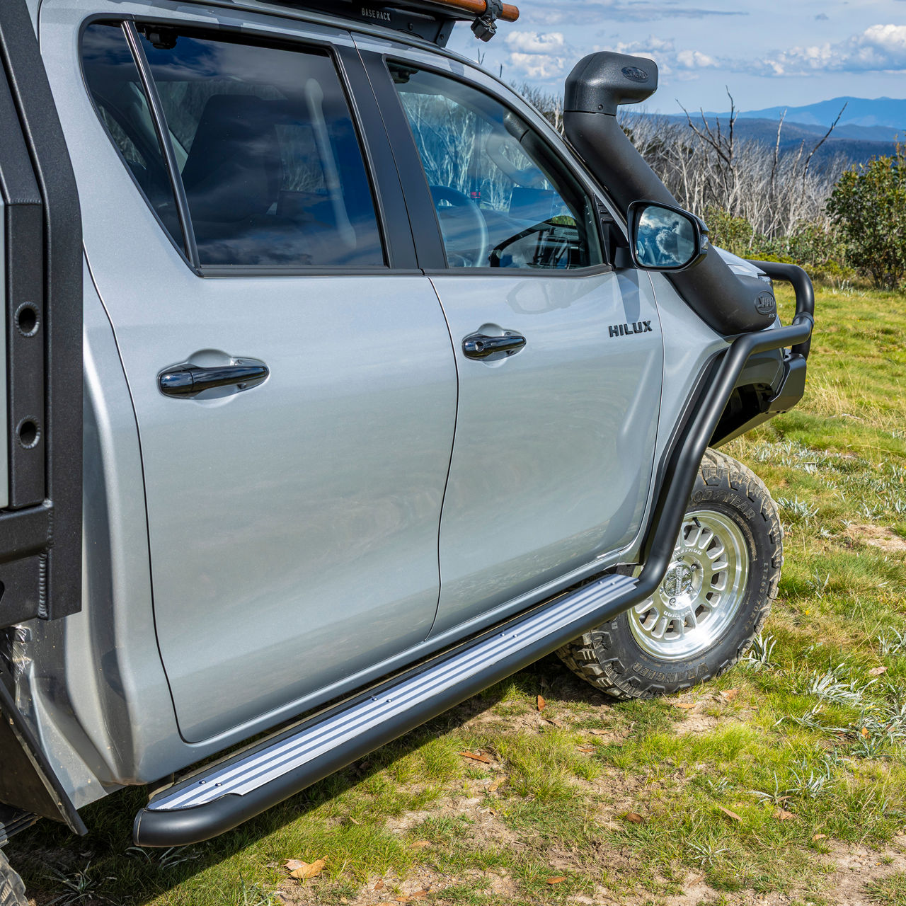 Summit Side Step and Front Rail, with Aluminium Tread Plate