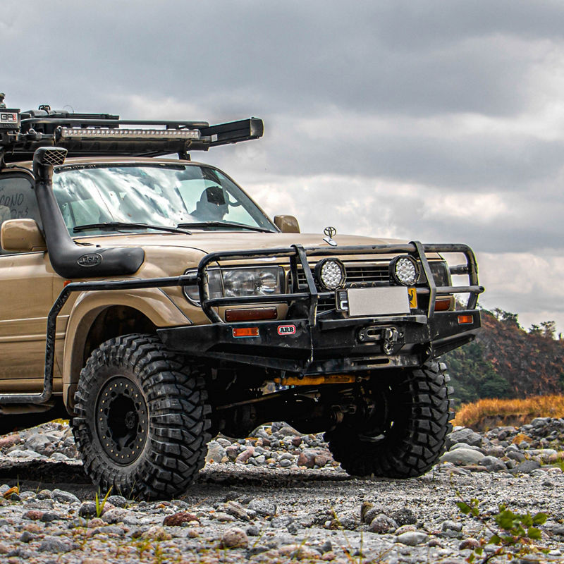 TOYOTA BULL BARS