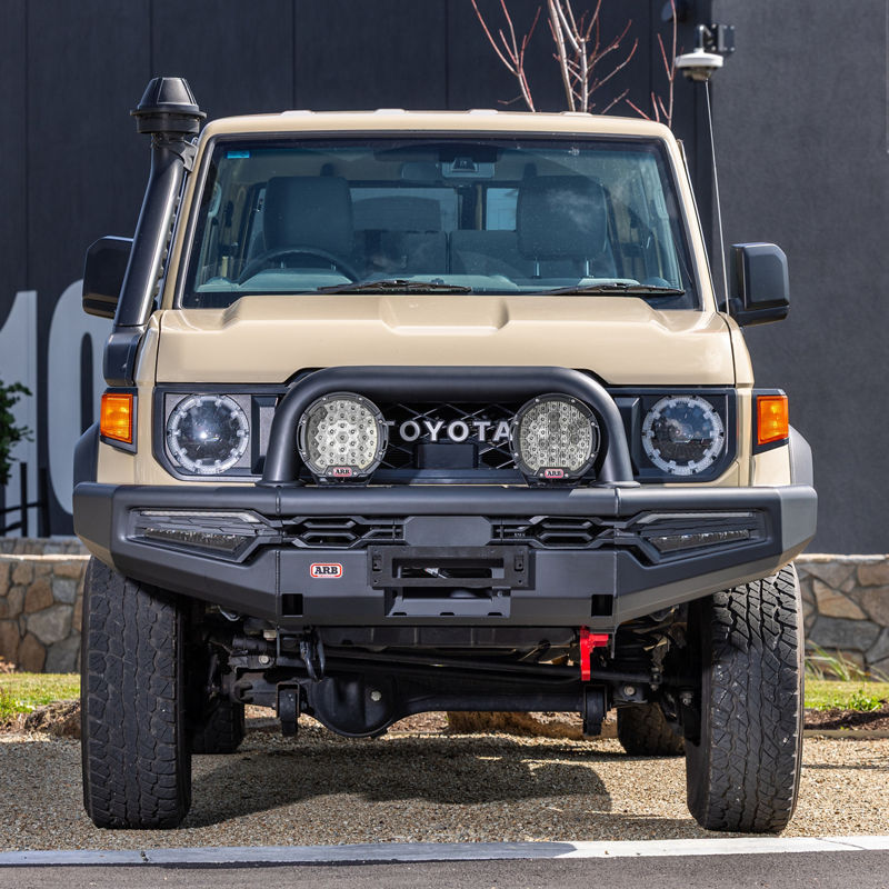 TOYOTA LandCruiser 70 seriesBULL BARS