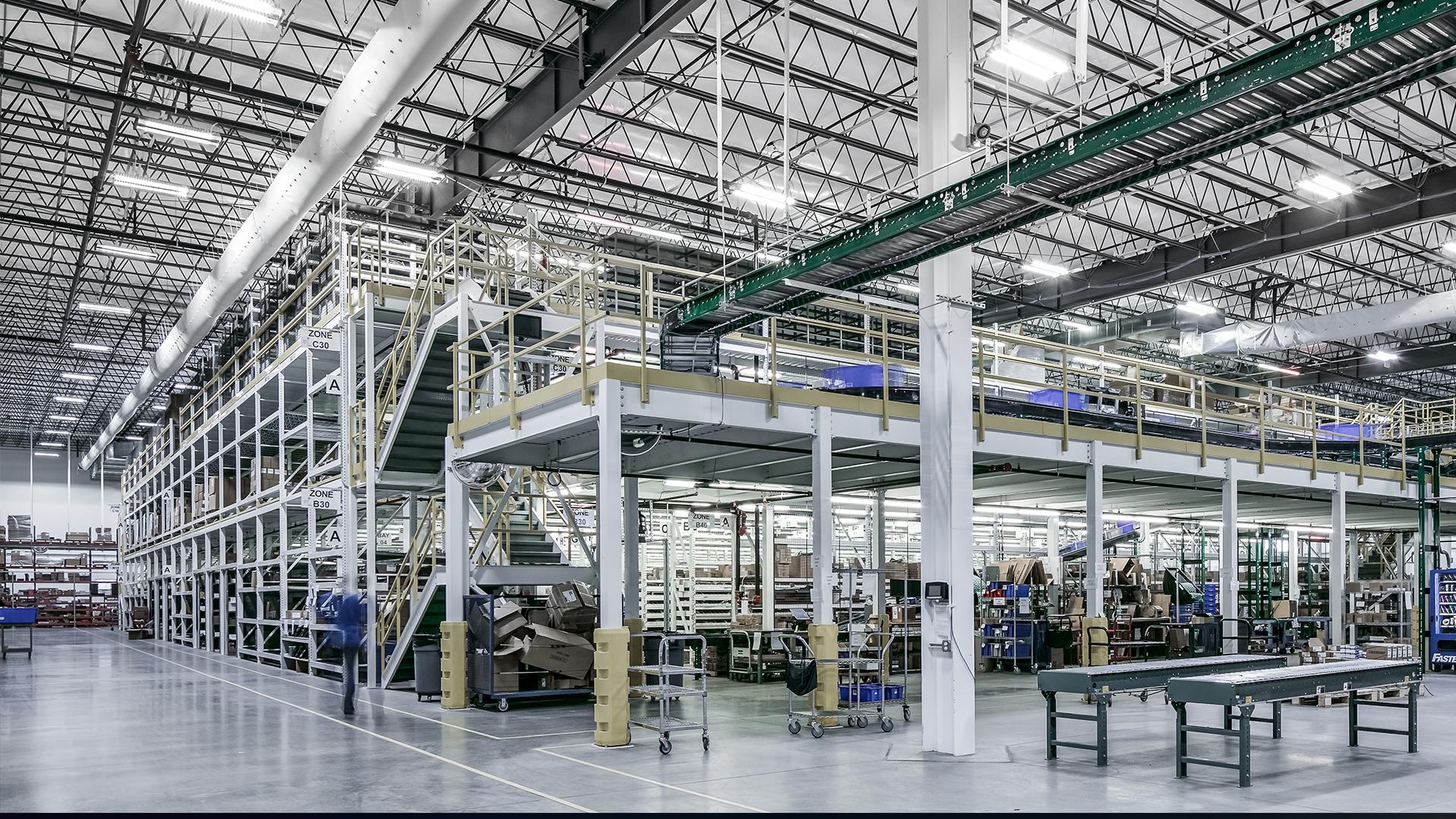 Distribution & Warehouses photo of large Butler building set up for a mailing system.