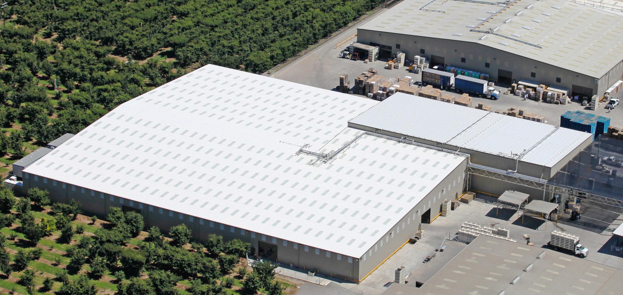 Aerial view of the Prima Frutta – Cherry Line #4 facility featuring integrated food processing and cold storage operations, coordinated production infrastructure and a flexible industrial environment designed to support evolving equipment needs and long-term operational growth.