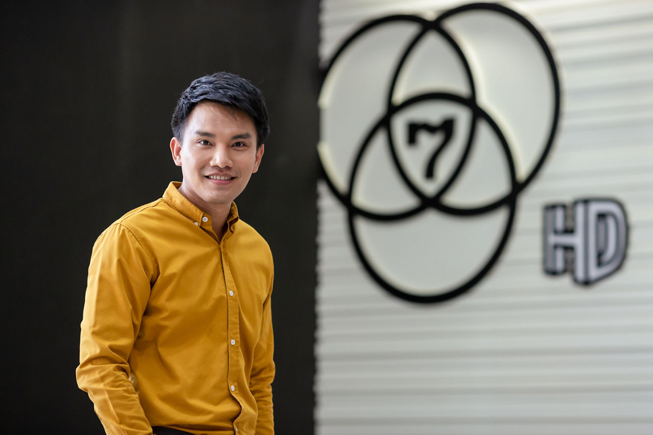 คุณเพลงรบ ฐิติกุลดิลก