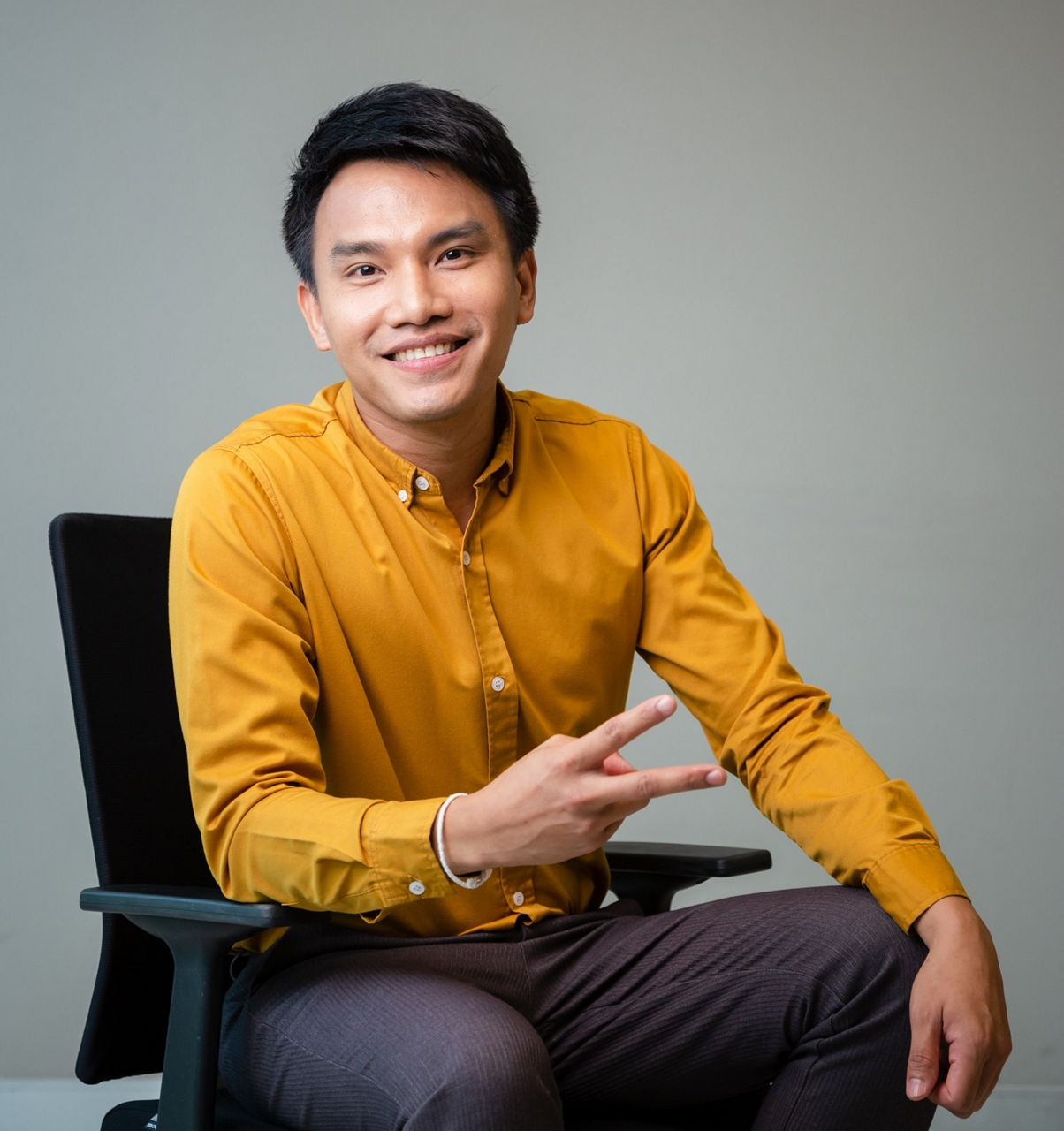 คุณเพลงรบ ฐิติกุลดิลก