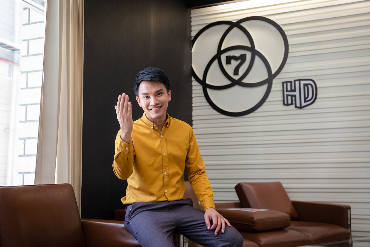 คุณเพลงรบ ฐิติกุลดิลก