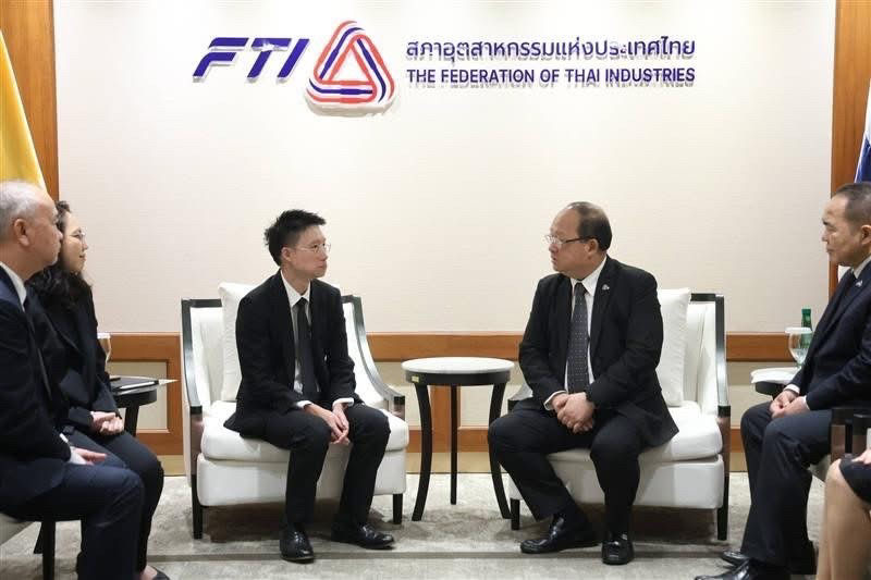 ฺฺBOT meets with FTI