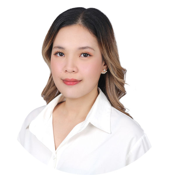 ID photo of Pandaree Sirapalanon a young woman with black rooted bleached tipped hair and black eyes and pale complexion