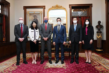 ภาพประกอบ