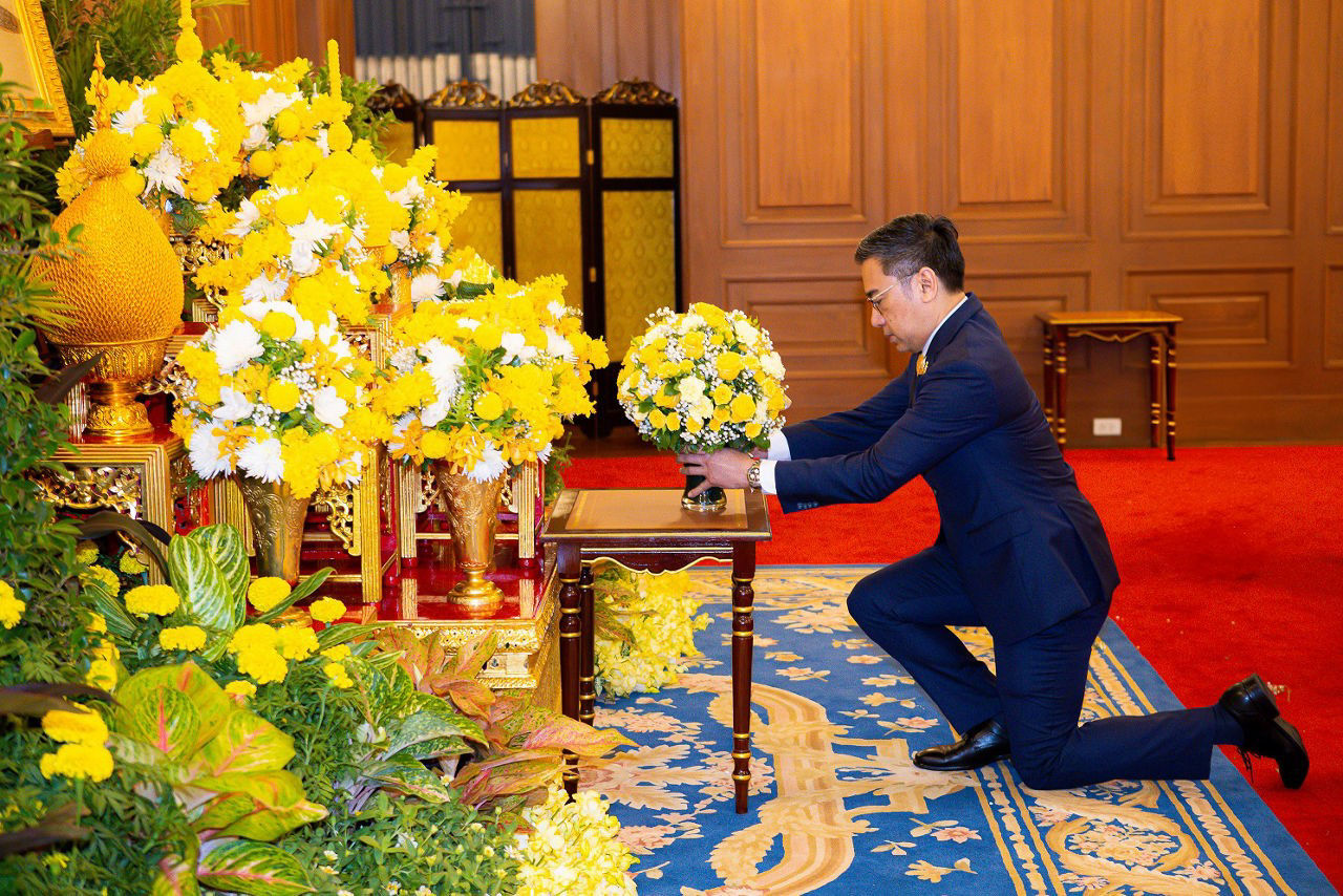ธปท. ร่วมลงนามถวายพระพรชัยมงคลพระบาทสมเด็จพระเจ้าอยู่หัว เนื่องในโอกาสพระราชพิธีมหามงคลเฉลิมพระชนมพรรษา พระบาทสมเด็จพระเจ้าอยู่หัว 6 รอบ 28 กรกฎาคม 2567