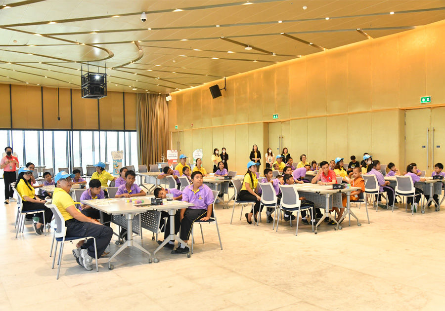 ธปท. จัดกิจกรรมจิตอาสา “ชวนน้องท่องโลกการเงิน” เ