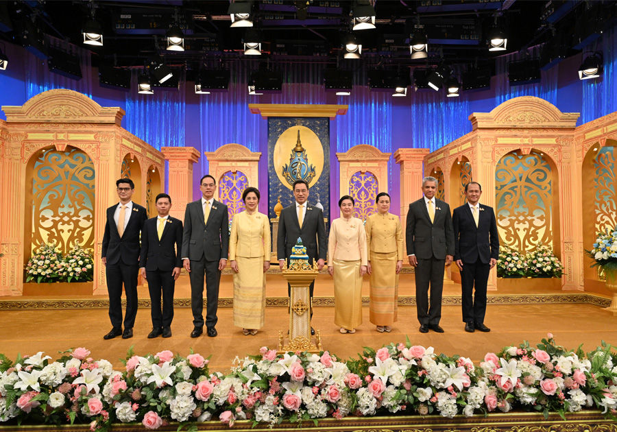 พิธีถวายพระพรชัยมงคลและลงนามถวายพระพรชัยมงคล สมเด็จพระนางเจ้าสิริกิติ์ พระบรมราชินีนาถ พระบรมราชชนนีพันปีหลวง 
