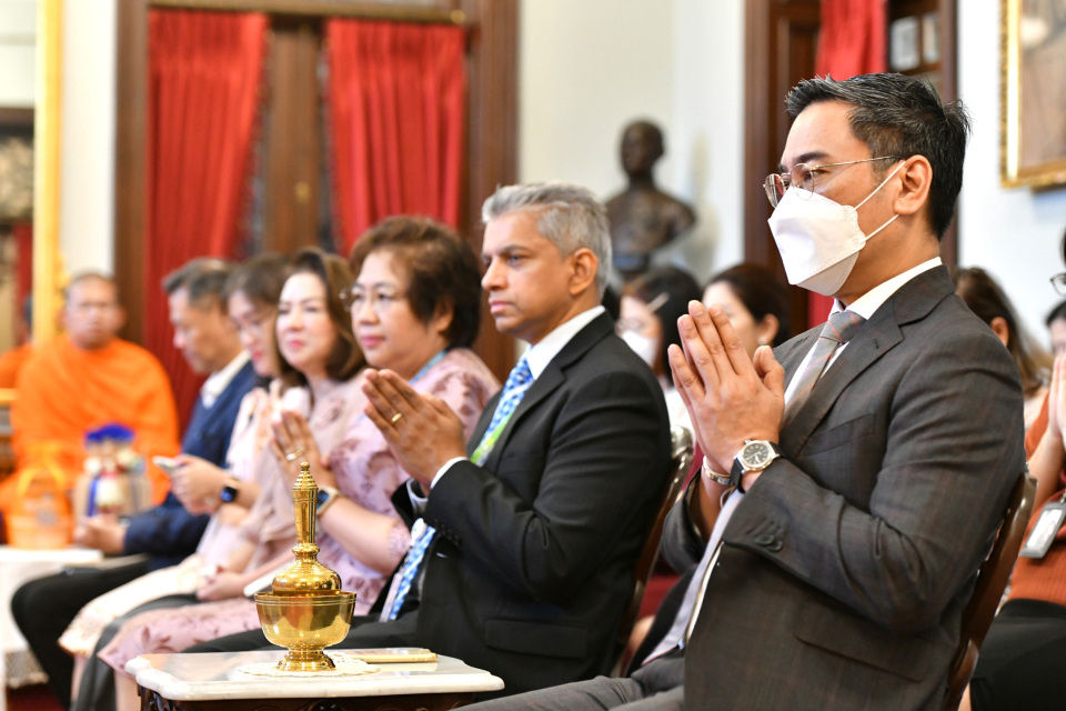 พิธีบำเพ็ญกุศลทักษิณานุประทานอุทิศถวายเป็นพระราชกุศลแด่ พระบาทสมเด็จพระปรเมนทรมหาอานันทมหิดล พระอัฐมรามาธิบดินทร เนื่องในโอกาสวันพระบรมราชสมภพครบ 100 ปี