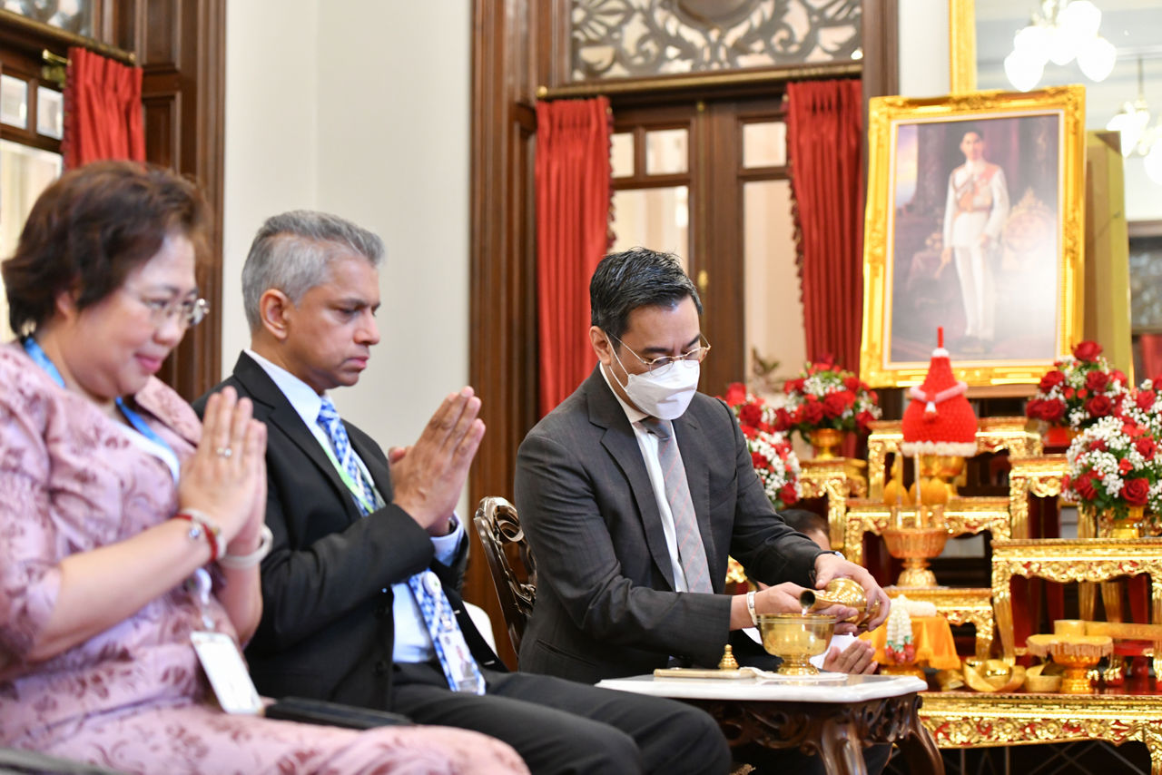 พิธีบำเพ็ญกุศลทักษิณานุประทานอุทิศถวายเป็นพระราชกุศลแด่ พระบาทสมเด็จพระปรเมนทรมหาอานันทมหิดล พระอัฐมรามาธิบดินทร เนื่องในโอกาสวันพระบรมราชสมภพครบ 100 ปี