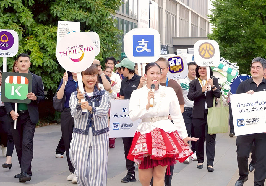 เดินหน้าผลักดัน “QR ร้านค้า” รับนักท่องเที่ยวต่างชาติ!