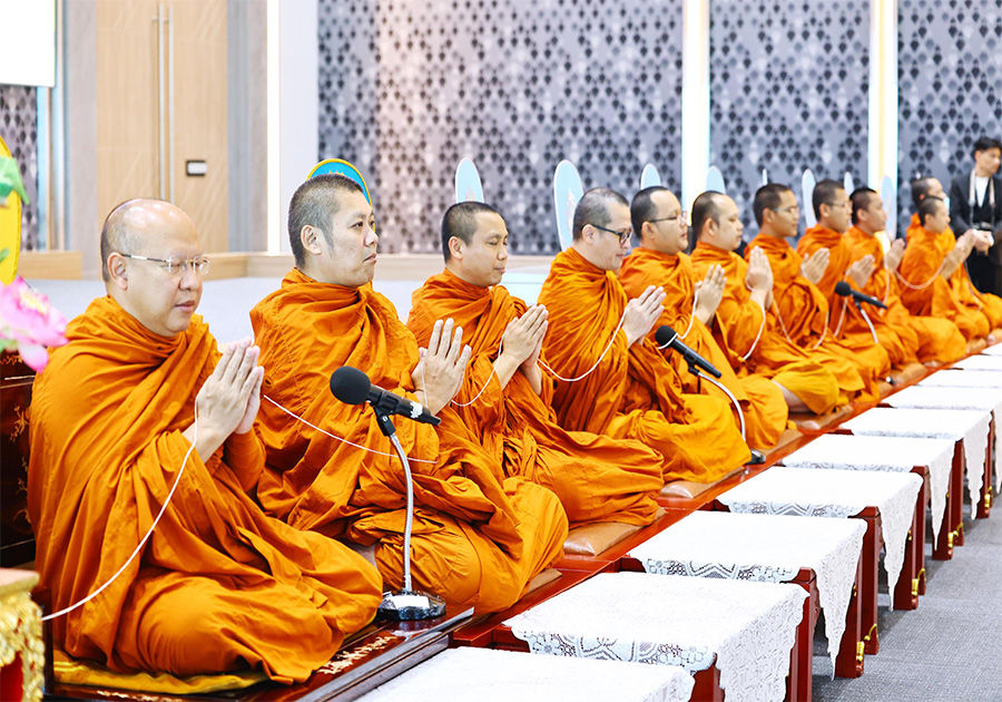 ธปท.ร่วมพิธีเจริญพระพุทธมนต์และทำบุญตักบาตรถวายเป็นพระราชกุศลสมเด็จพระอริยวงศาคตญาณ สมเด็จพระสังฆราช สกลมหาสังฆปริณายก เนื่องในโอกาสฉลองพระชนมายุ 99 พรรษา
