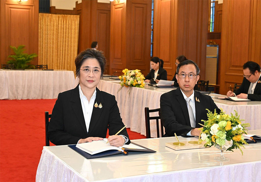 ธนาคารแห่งประเทศไทยร่วมลงนามธนาคารแห่งประเทศไทยร่วมลงนามถวายพระพรชัยมงคล พระบาทสมเด็จพระเจ้าอยู่หัว เนื่องในโอกาสวันเฉลิม พระชนมพรรษา 28 กรกฎาคม 2569ถวายพระพรชัยมงคล พระบาทสมเด็จพระเจ้าอยู่หัว เนื่องในโอกาสวันเฉลิม พระชนมพรรษา 28 กรกฎาคม 2569