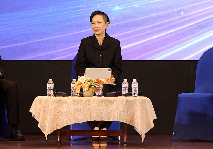 ผู้ช่วยผู้ว่าการ สายองค์กรสัมพันธ์ ธปท. ร่วมเวทีเสวนาในหัวข้อ “ไทยจะใช้โอกาสจาก AI ในการขับเคลื่อนเศรษฐกิจได้อย่างไร ?" จัดโดยมหาวิทยาลัยเทคโนโลยีพระจอมเกล้าพระนครเหนือและสำนักข่าวบางกอกทูเดย์