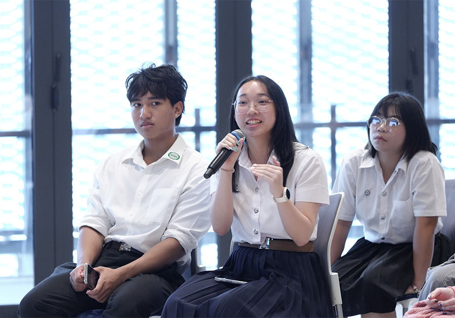 เศรษฐศาสตร์นอกห้องเรียน กับ BOT EconClass