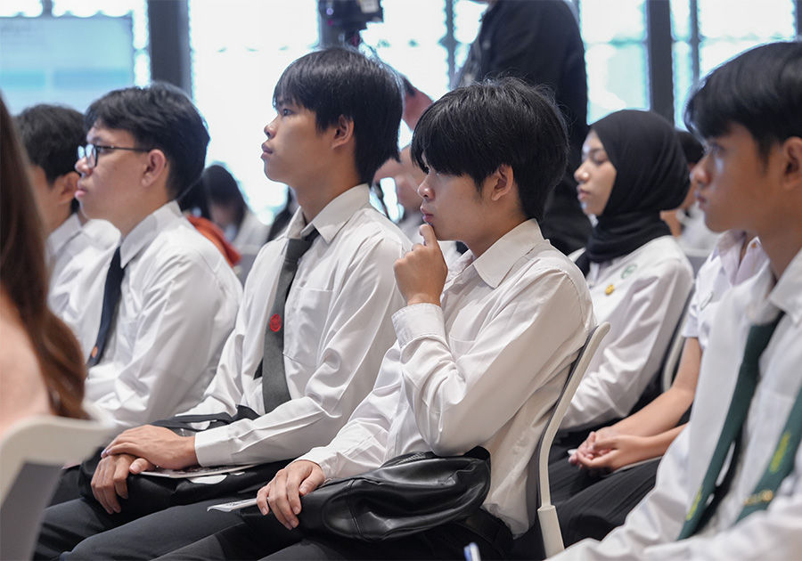เศรษฐศาสตร์นอกห้องเรียน กับ BOT EconClass