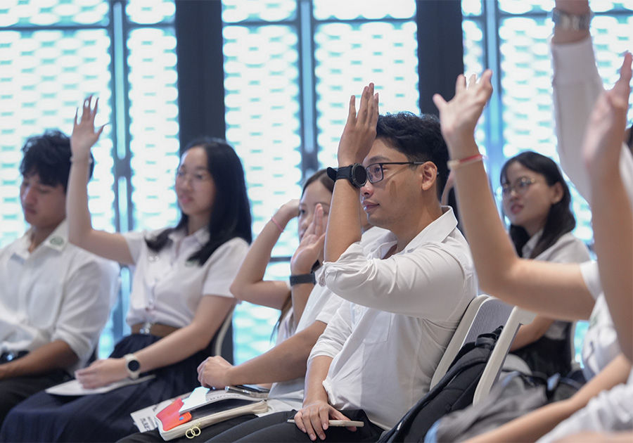 เศรษฐศาสตร์นอกห้องเรียน กับ BOT EconClass