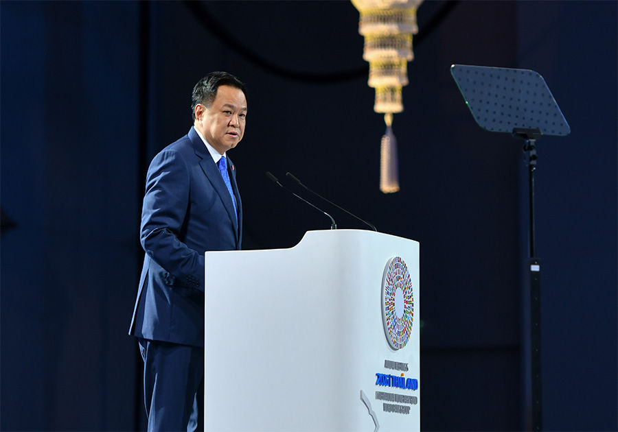 The Prime Minister Opens the Annual Meetings Plenary, Joined by IMF and World Bank Group Leaders Who Share Their Vision of the Global Economy