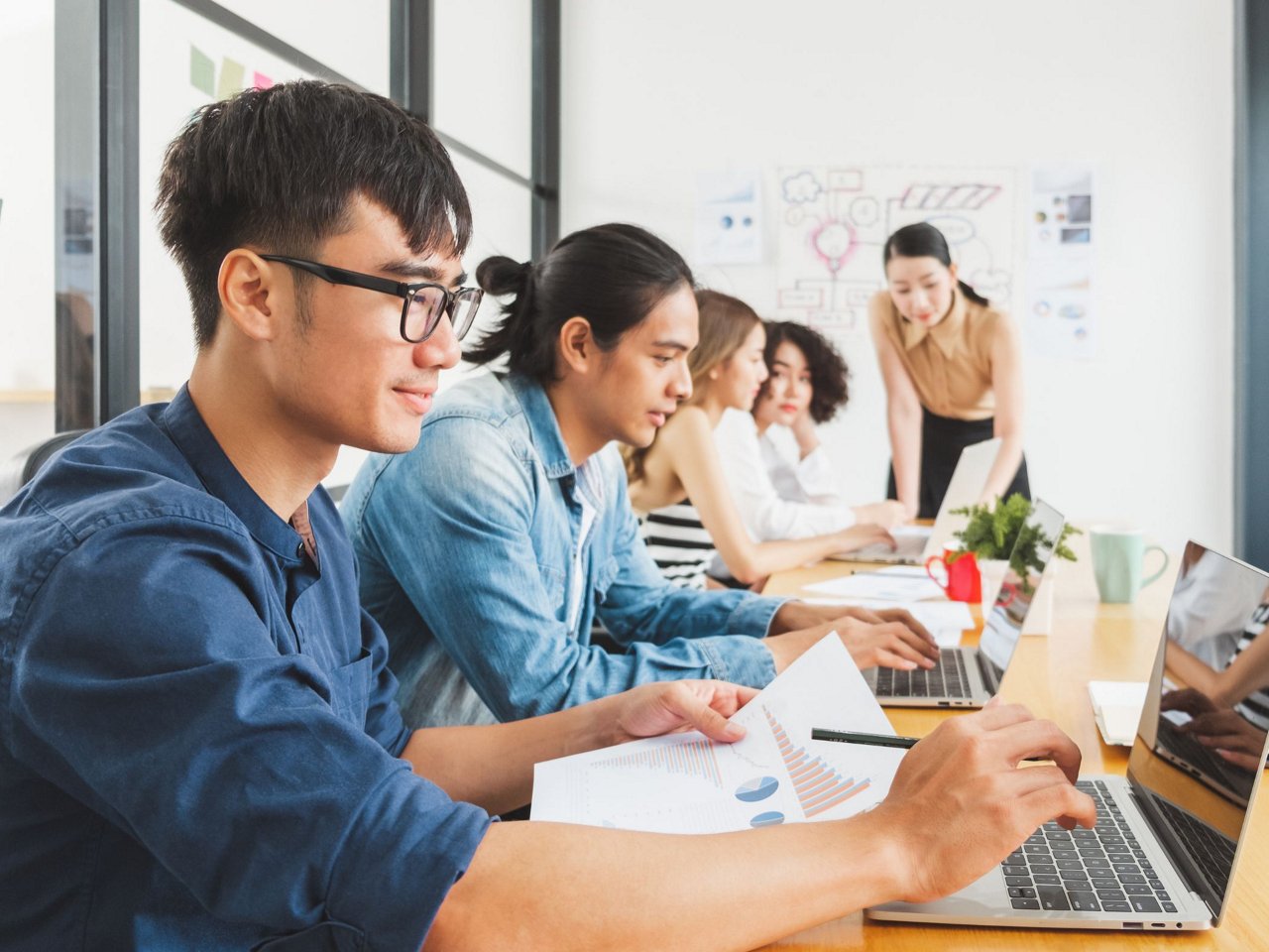 New BPI Wealth website sizes - 2100 by 1575 - Equity funds (2100 x 1575)