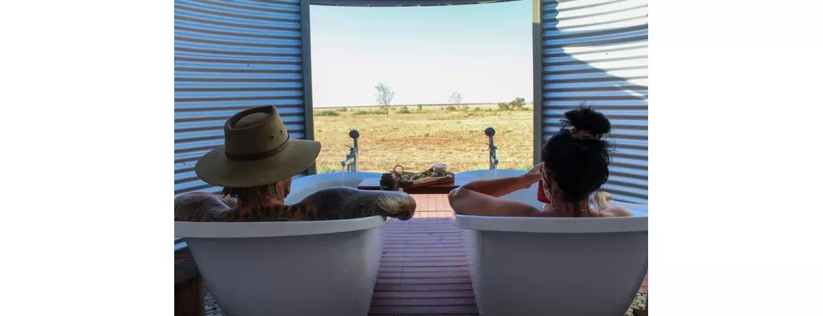 An Outdoor Bathtub Is the Sensory Experience You Need - Sunset Magazine