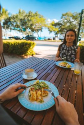 Where to Eat on Magnetic Island Queensland