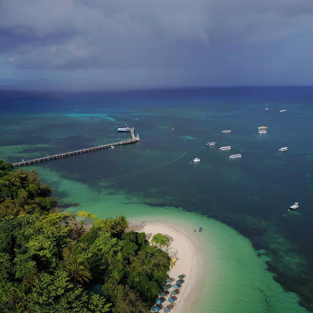 10 Famous Tourist Attractions in Cairns 5 Tourist Attractions in Cairns