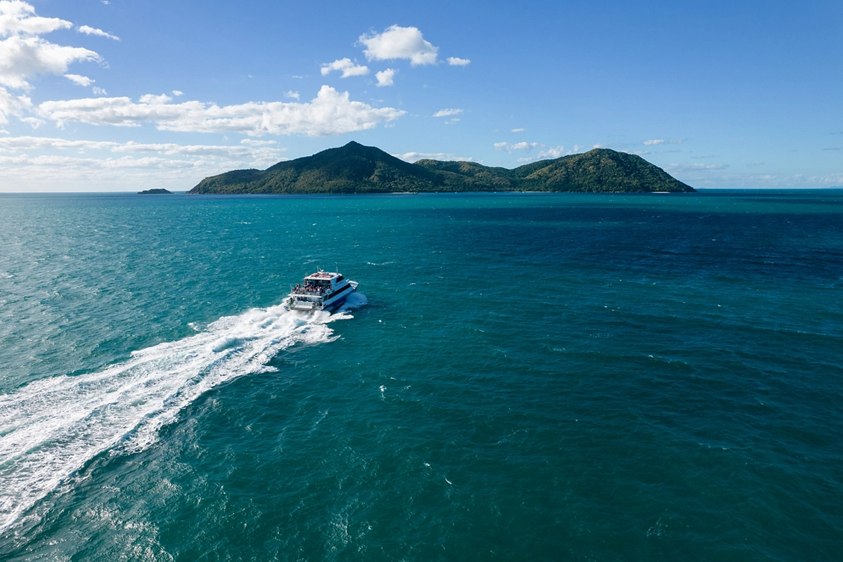 Cruise to Fitzroy Island | why visit Fitzroy Island Cruise to Fitzroy Island | why visit Fitzroy Island