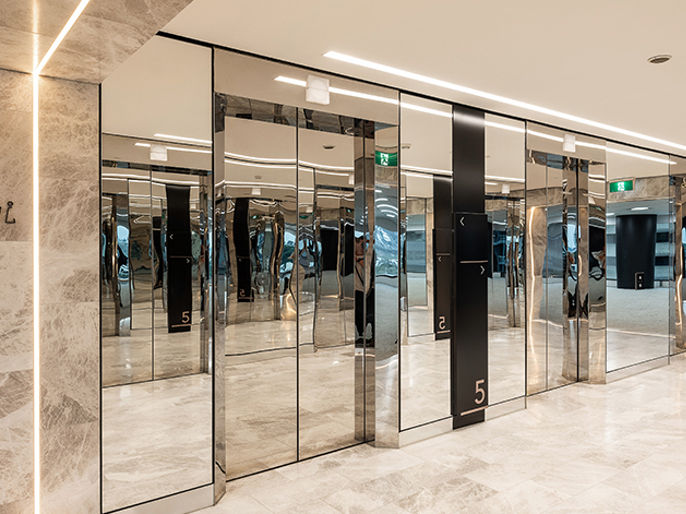 1-eagle-street-lift-lobby-brisbane-office-for-lease