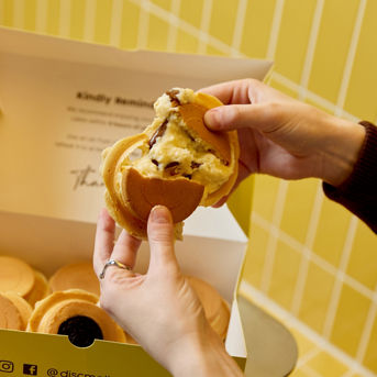Disc Taiwan Wheel Cake - QV Food Hall