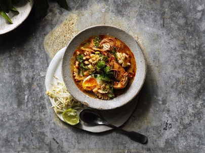 Chat Thai