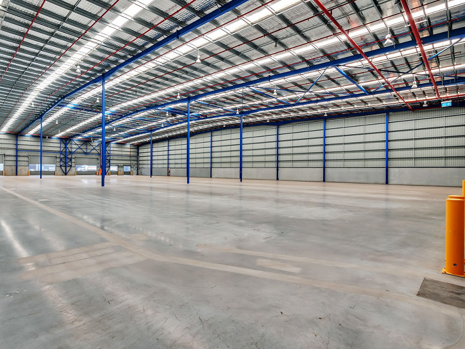 Image of internal warehouse at Quarry Industrial Estate
