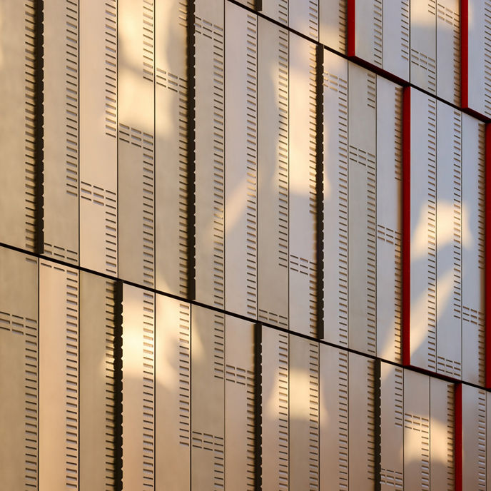 te rue external building
