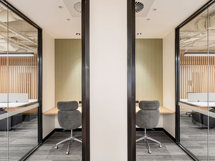 Interior image of 189 Flinders Lane office tenancy desk space and meeting rooms