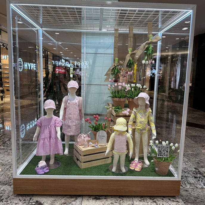 visual merchandise display